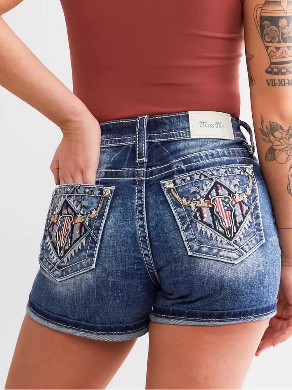 Miss Me Curvy Stretch Shorts Like New size 27